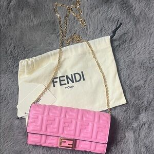 Fendi Pink Crossbody Bag with Gold Chain